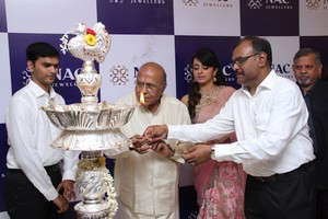 Trisha Launches NAC Jewellers at Kanchipuram